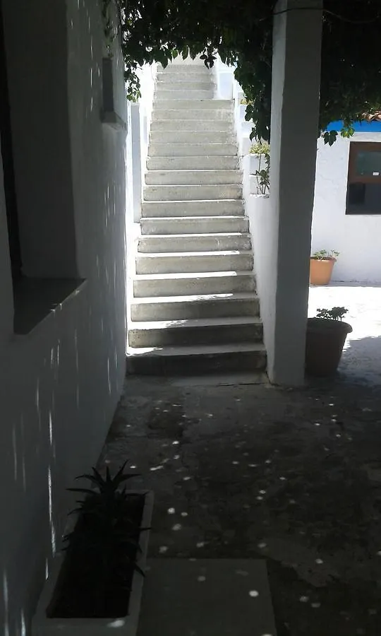 Kalipso Motel Çeşme